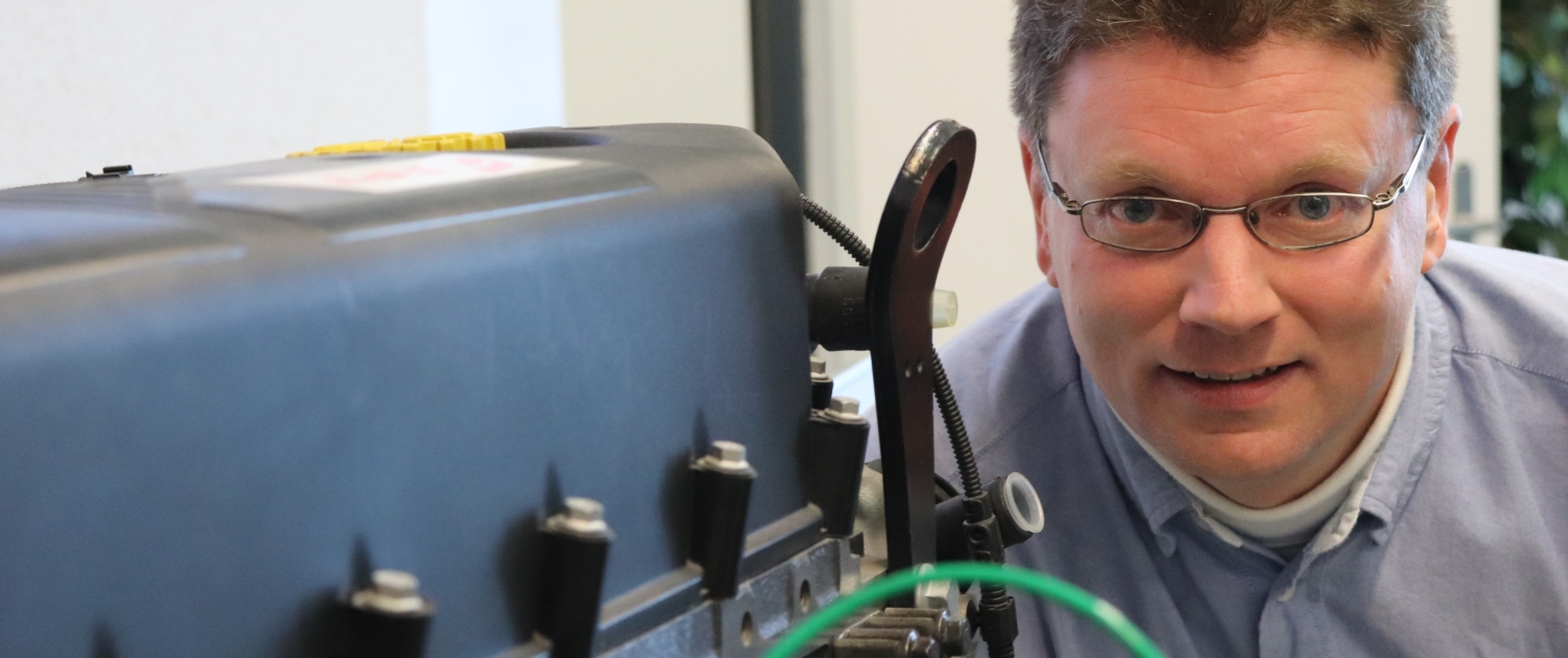 Gilles Hardy travaille chez FPT Motorenforschung à Arbon pour rendre les moteurs Diesel des véhicules utilitaires plus efficaces et plus propres.